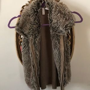 Fur vest w/ knit back